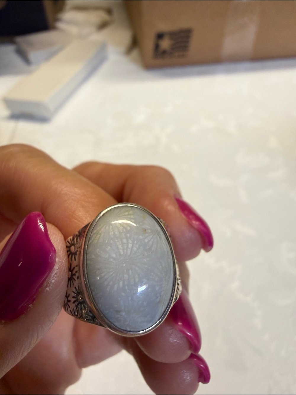 Size 9 Sterling Silver White Agate Oval Statement Ring